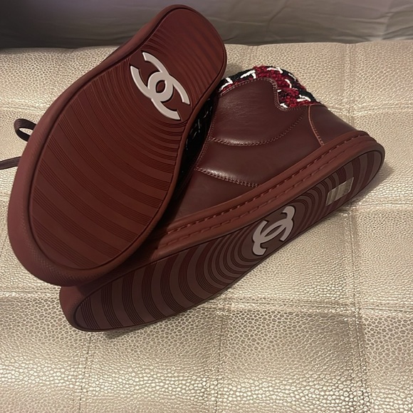 Chanel high top with chain. - Picture 3 of 5